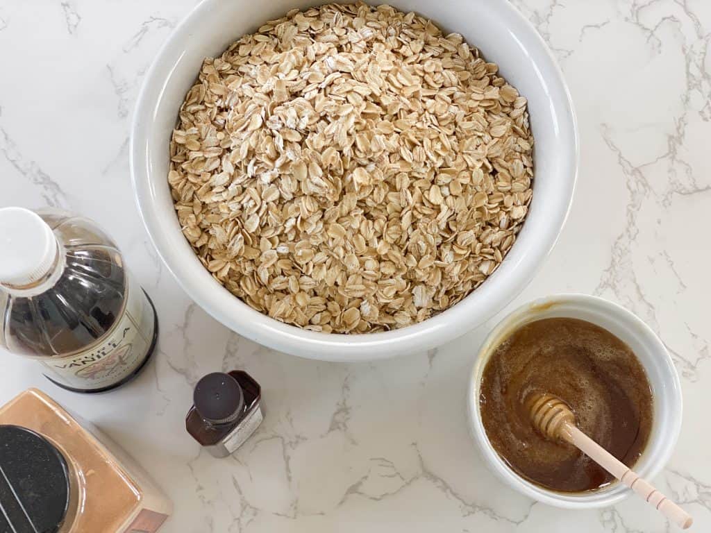 oats, honey, vanilla, cinnamon, almond extract