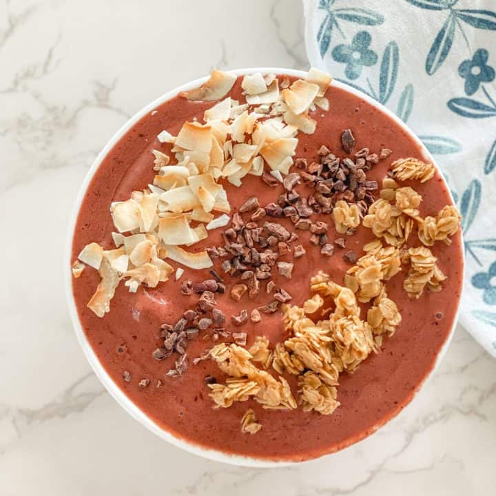 Chocolate Cherry Smoothie Bowl