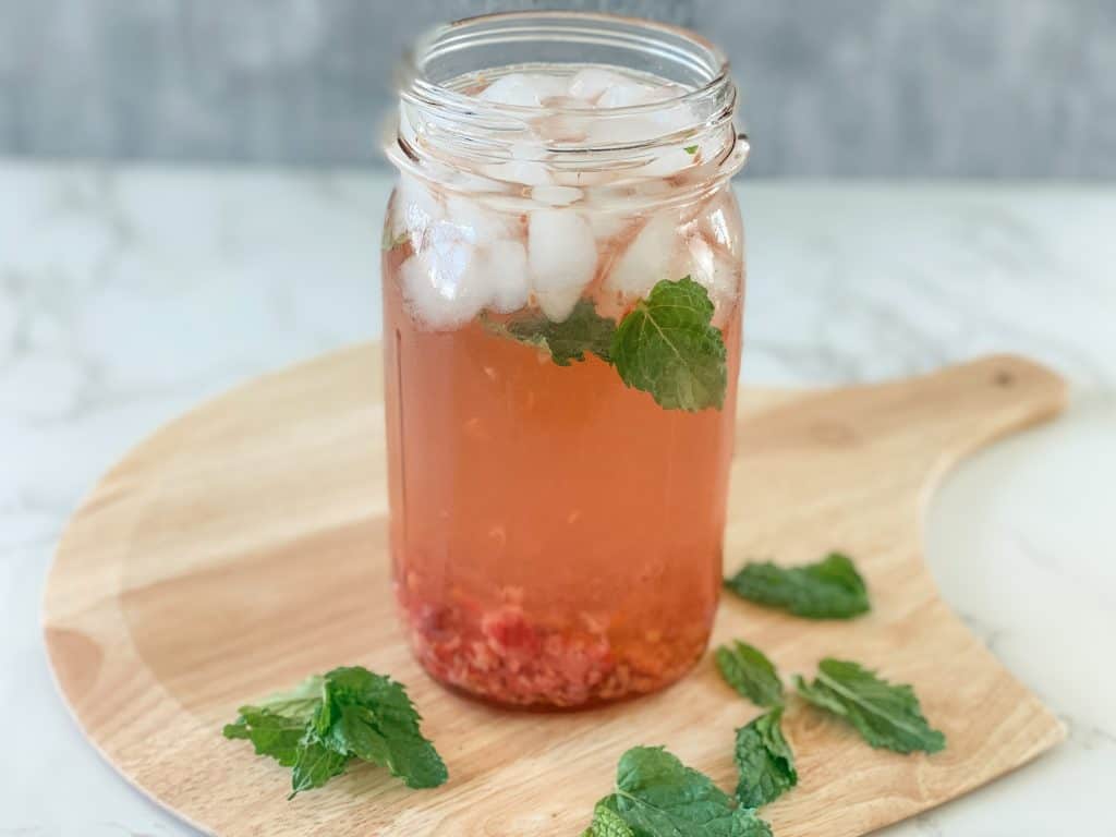 iced tea in canning jar
